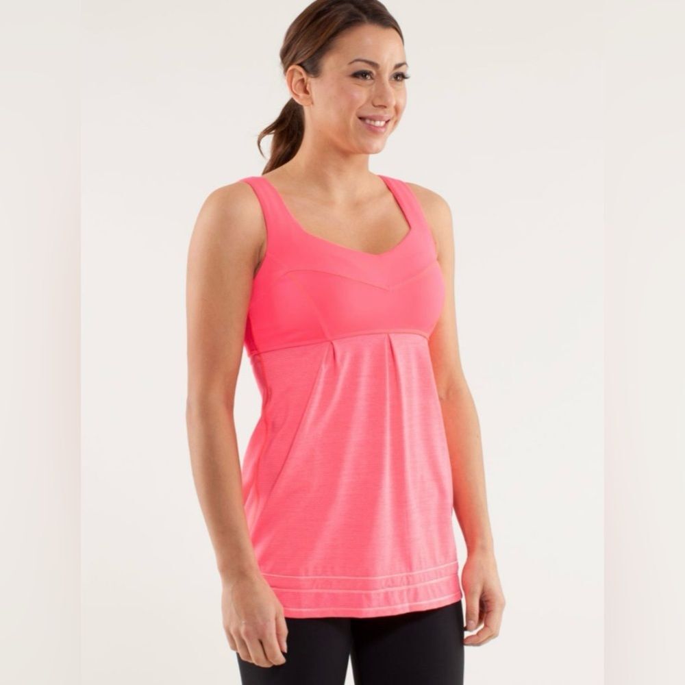 Lululemon Tame Me Tank M2